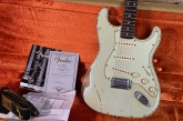 Fender Masterbuilt John Cruz 59 Stratocaster Relic Sonic Blue-3.jpg
